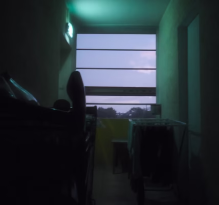 夜來香伴我寂夜 夜來香伴我寂夜