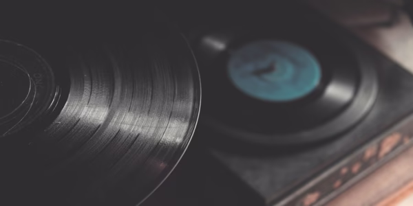 舊情綿綿，留在我心裡