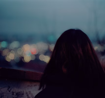 誰來愛我:孤單夜裡的呼喊 誰來愛我:孤單夜裡的呼喊