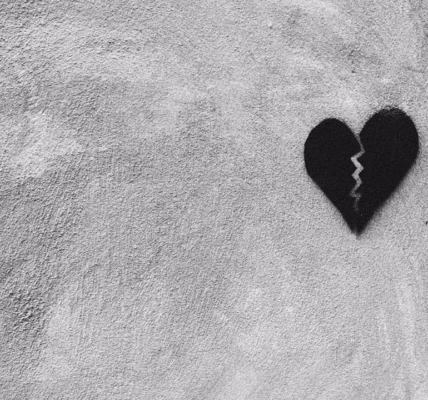 夜色裡誰來點亮