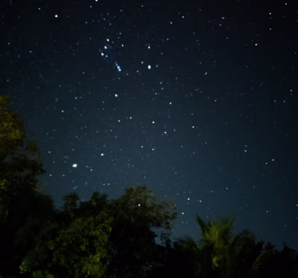 星空下的雲河旋律 星空下的雲河旋律