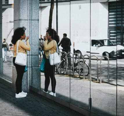 《志明與春嬌》:青春的影子 《志明與春嬌》:青春的影子