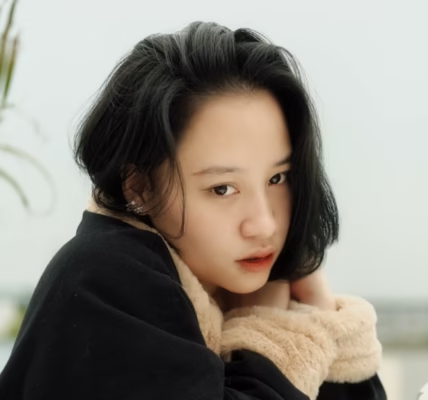 在雨中聽蒙娜:那句話撼動心弦 在雨中聽蒙娜:那句話撼動心弦