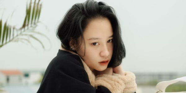 在雨中聽蒙娜：那句話撼動心弦