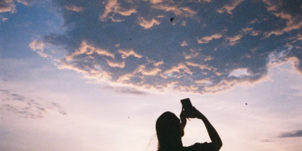 雨滴里聆听不完美