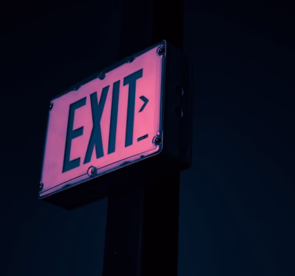 決心不再回頭 決心不再回頭