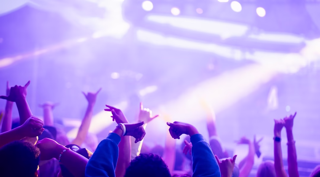 朋友聚會的合唱時刻 朋友聚會的合唱時刻