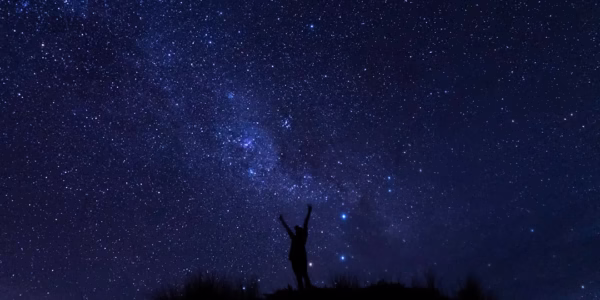 雨夜裡聽凡人歌