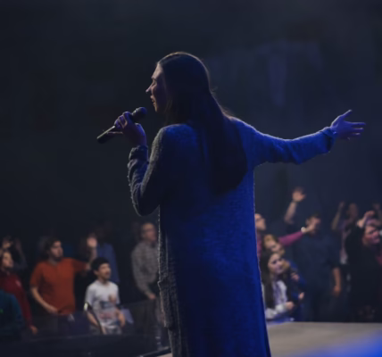 一句歌詞,照亮青春 一句歌詞,照亮青春