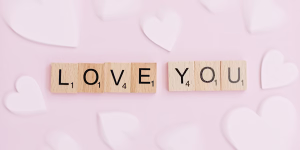 《愛你》在校園裡的悸動