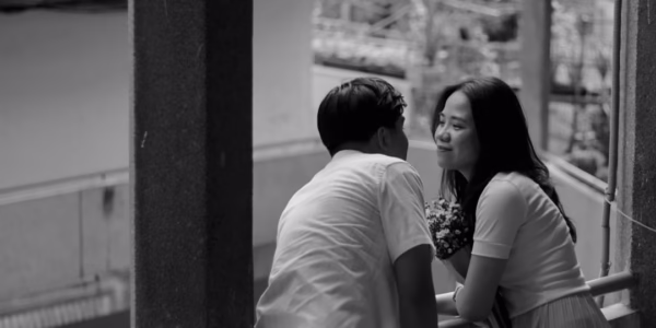 在雨中的第一次愛