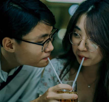 一句歌,唤醒旧梦 一句歌,唤醒旧梦