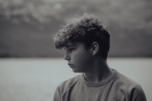 我在雨中聽見的浪 我在雨中聽見的浪