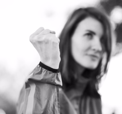 自由的呼喊:我在雨夜聽的「跟著感覺走」 自由的呼喊:我在雨夜聽的「跟著感覺走」