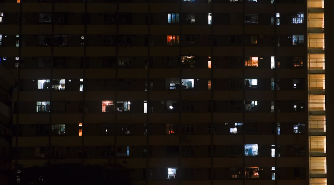 月光在城市的隱秘角落 月光在城市的隱秘角落