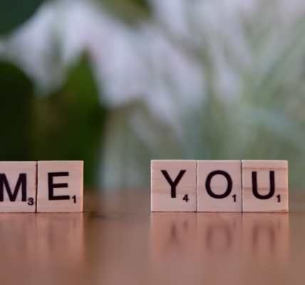 「你還好嗎?」的輕聲與重擔 「你還好嗎?」的輕聲與重擔