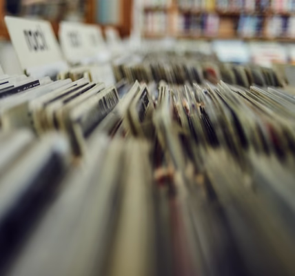 重聽舊碟,發現不曾注意的細節 重聽舊碟,發現不曾注意的細節