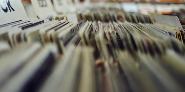 重聽舊碟，發現不曾注意的細節