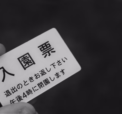 你笑著說我太安靜 你笑著說我太安靜