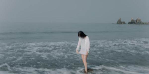 孤單旋律：把悲傷留給自己的午後