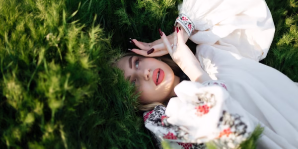 夢醒時分：心破碎的光影