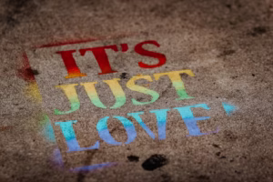 在雨夜的车厢里听到的告白 在雨夜的车厢里听到的告白