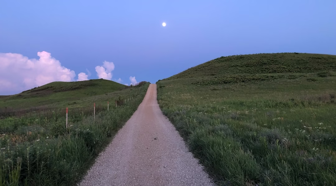 最後一首,離家前的月光 最後一首,離家前的月光