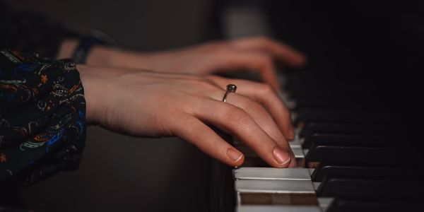 音符牵动梦想的指尖