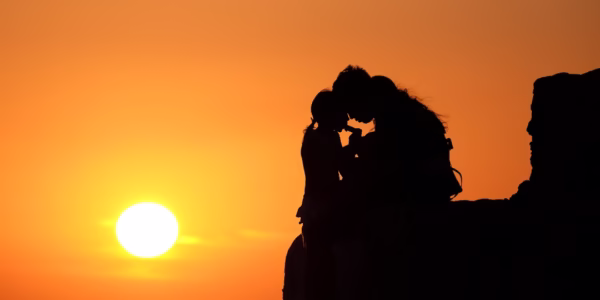 黎明歌聲裡的夜未眠